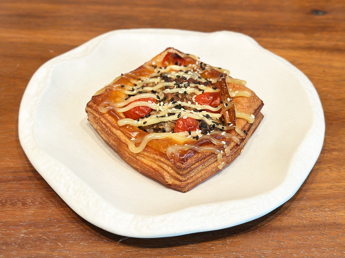 Black and White Sesame Chicken Danish